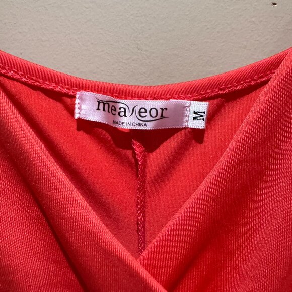 Red Mea Eor Dress - Picture 2 of 3